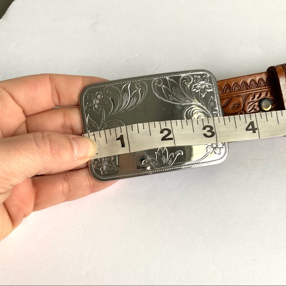 Vintage Tooled Brown Leather Belt Silver Western - Picture 9 of 11